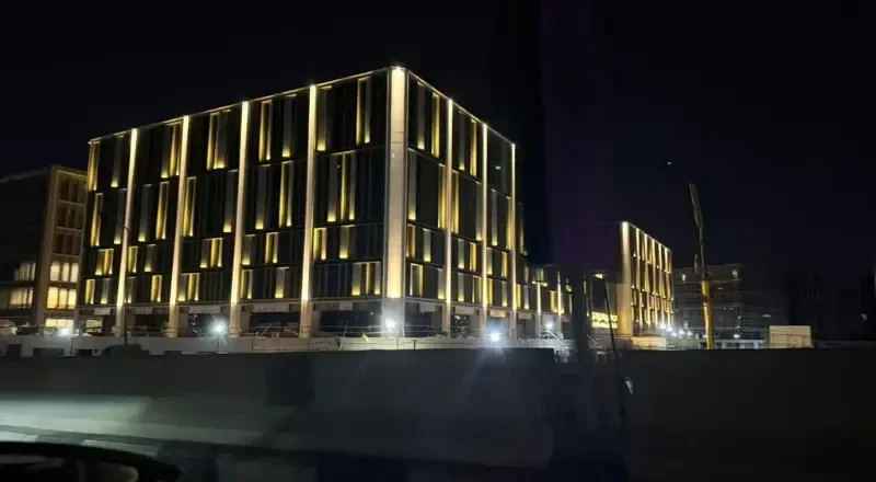مول وان ناينتي القاهرة الجديدة – لاندمارك صبور – القاهرة الجديدة، مصر