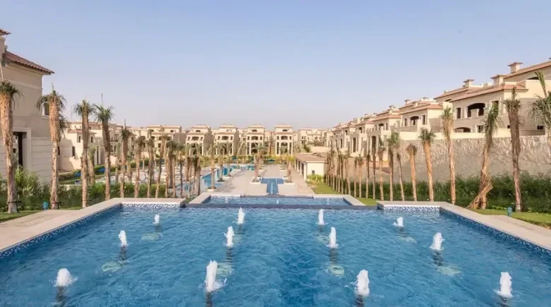 Twin house for sale with an area of 269 sqm in El Patio 5 East – El Shorouk City, Egypt – photo 6
